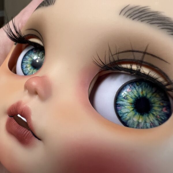 Charmed Heart 14mm Resin Handmade Eye Chips for Blythe by Virgo's Alchemy, Fantasy and Kawaii Eye Chips!